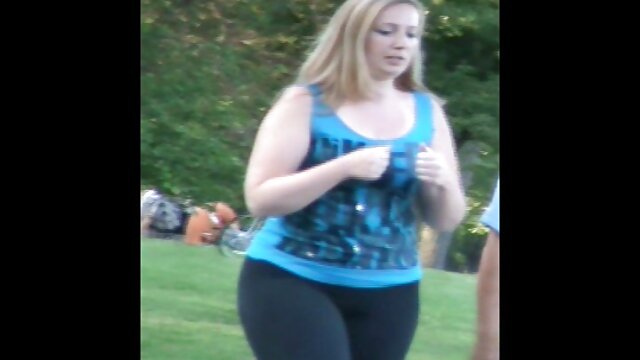 Trinity James videos de sexo com coroas brasileiras