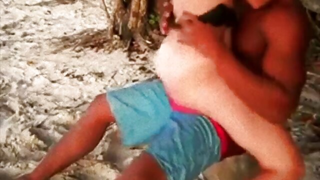 Shalina Devine-Foxy babe ter orgasmo do sexo anal (2021)) videos de sexo em família