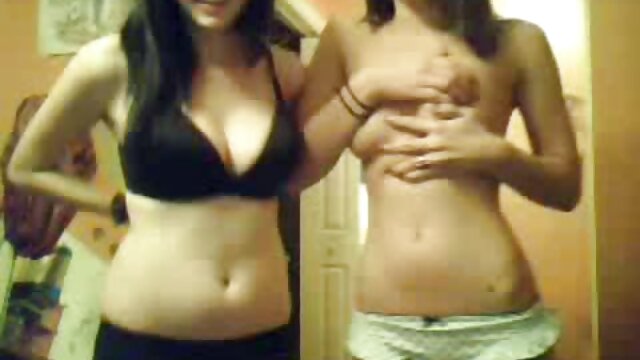 Perdoe A vídeo pornô de 18 anos Versão 0.01.