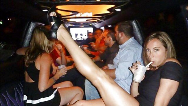 A jovem Adriana Chechik tira Anal eu quero ver vídeo pornô de Mick Blue e esguicha 1080p