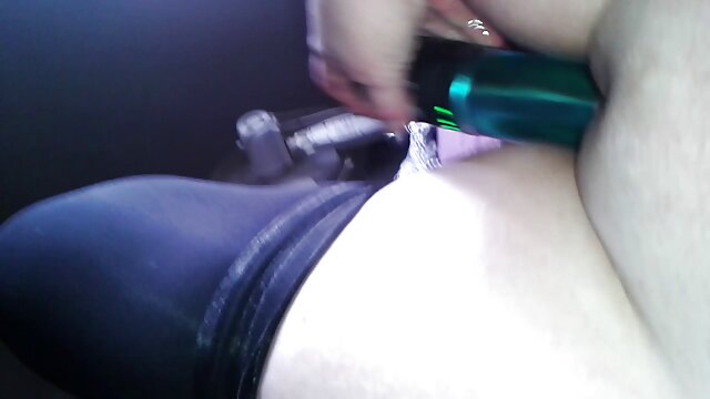 BDSM Threesome in Fetish Salon-Full videos porno gratis samba HD 1080p