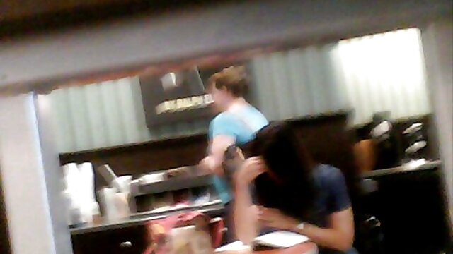 Desafio De Fuga De Botões vídeo pornu De Punho Barbary