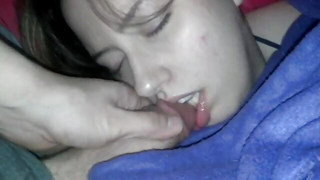 Kayley Gunner-fode amigos Marido antes de voar para casa vídeo pornô caseiro com novinha (2021))