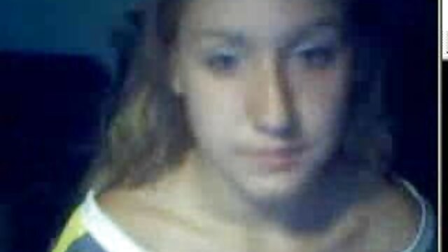 Sexo anal ao lado da piscina com a latina quente Elisa vídeo pornô da playboy Santos