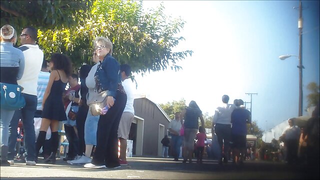 Cheesecake vídeo pornô novinha virgem de joelho dobrado-Angela Sommers-HD 720p