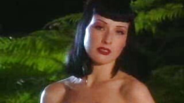 Os Vídeos Pornográficos Aumentaram A Masturbação No vídeo pornô com mulher casada Carro.