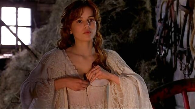 Blondie Fesser, Julia De vídeo pornô filho comendo mãe Lucia-BBC Orgy Birthday Surprise (2021))